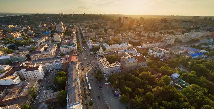 Власти Ростова не планируют реконструкцию ул. Большой Садовой в центре города - фото 1