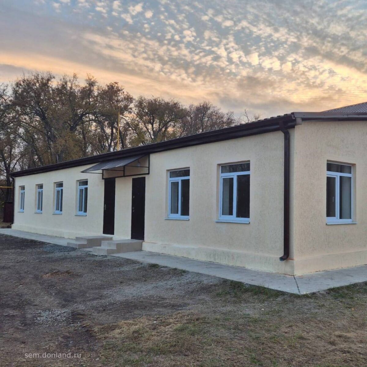 Дом культуры в хуторе Костылевка после капремонта в 2024 году. 