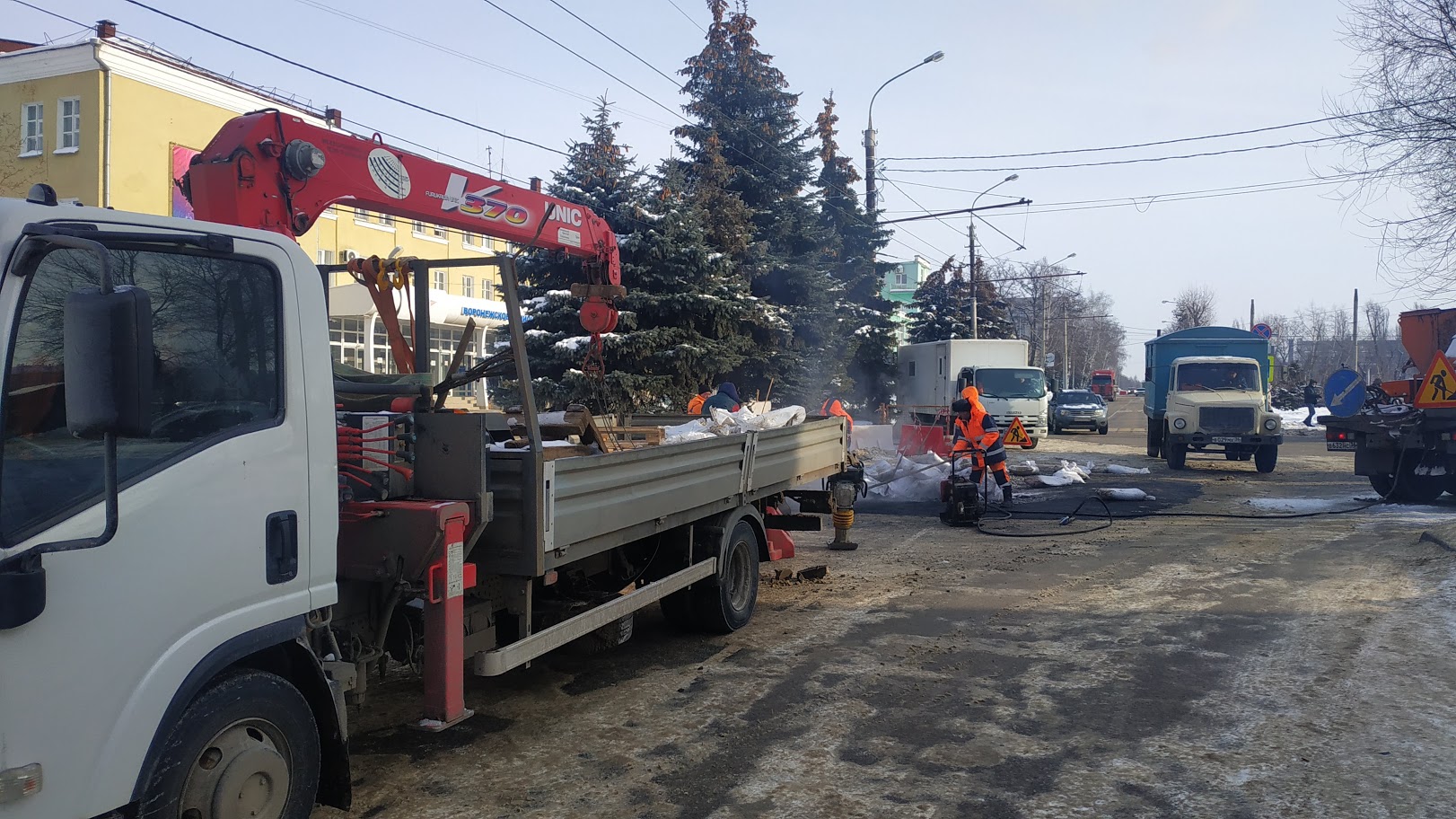 Обрушенный свод коллектора восстановили в Левобережном районе Воронежа  - фото 1