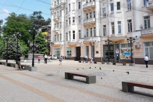 Как законно использовать помещения в жилых домах под коммерческую недвижимость